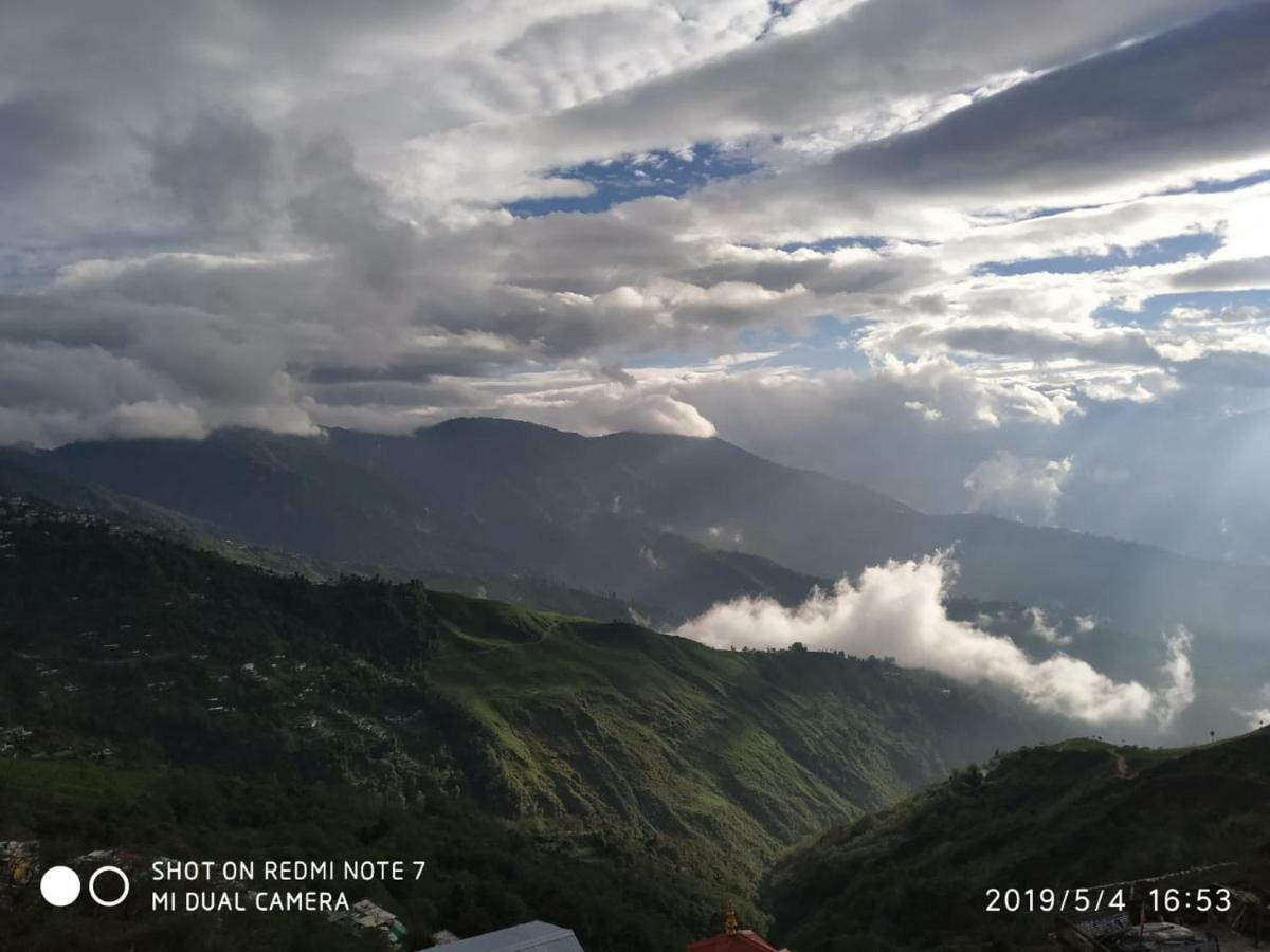 Yashita Homestay Darjeeling  Exteriör bild